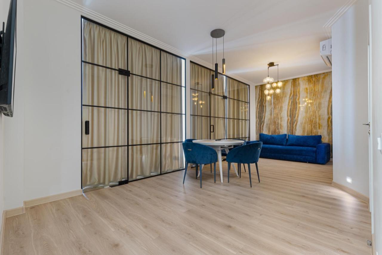 Sea Symphony Luxury 3-Bedrooms Apartment Odessza Kültér fotó