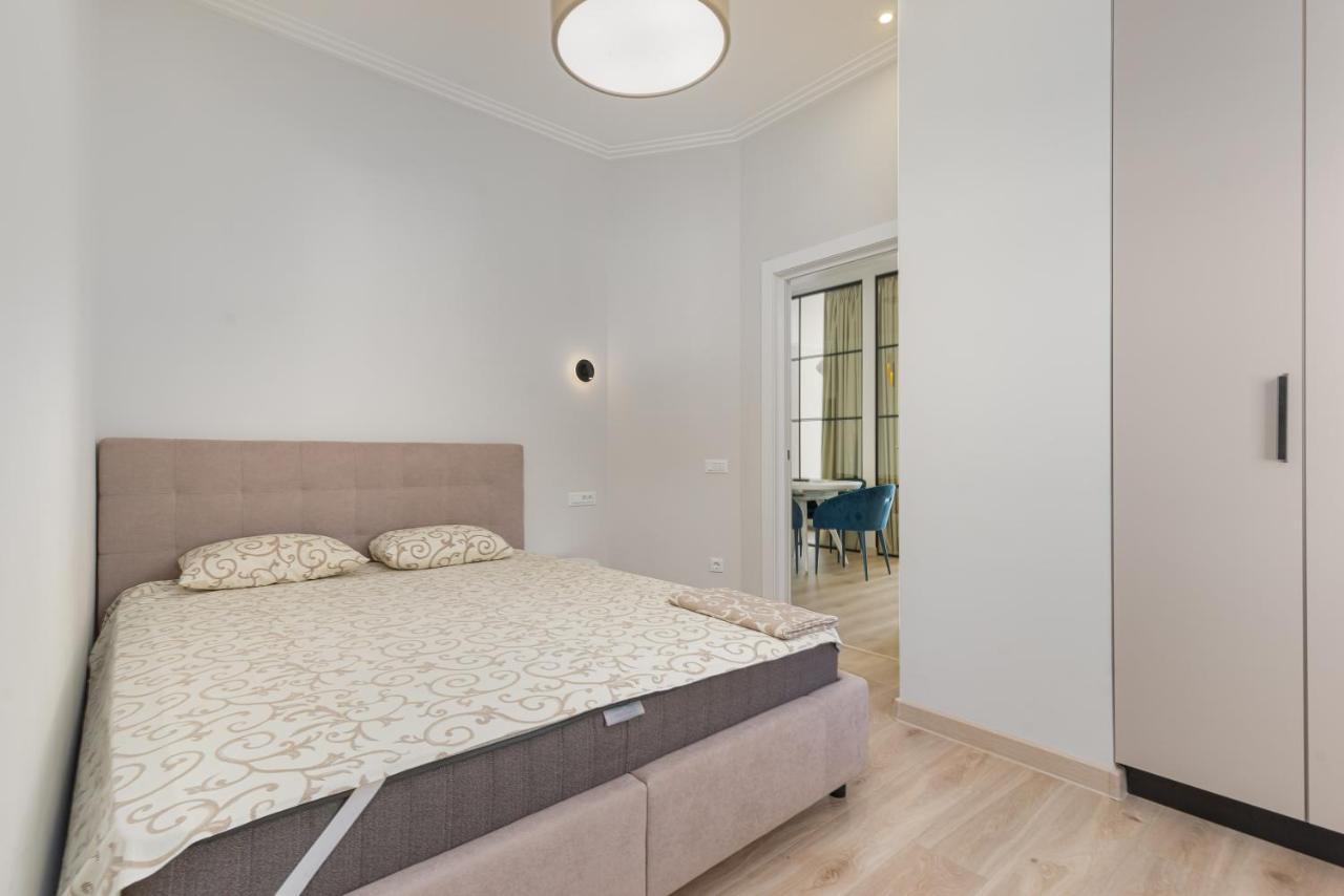 Sea Symphony Luxury 3-Bedrooms Apartment Odessza Kültér fotó